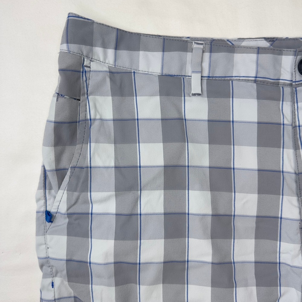 Tommy Bahama Shorts Men's 35 Gray Blue Plaid Flat Front Golf Preppy - Picture 2 of 7